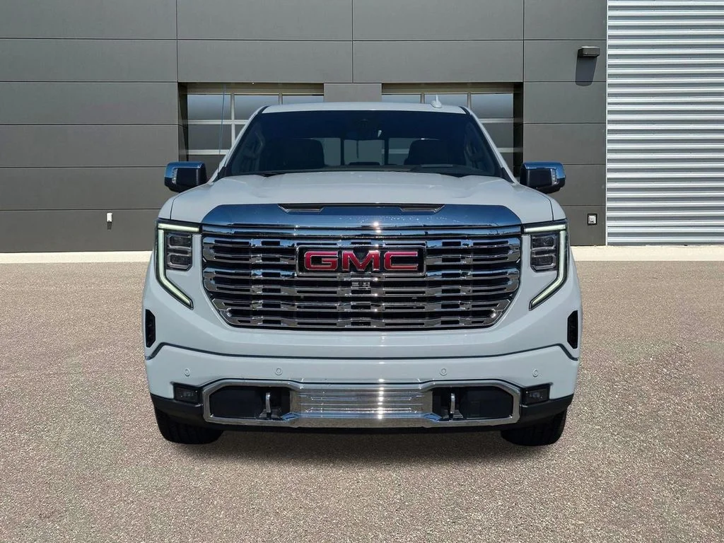 2026 GMC Sierra 1500 Denali - Photo 2