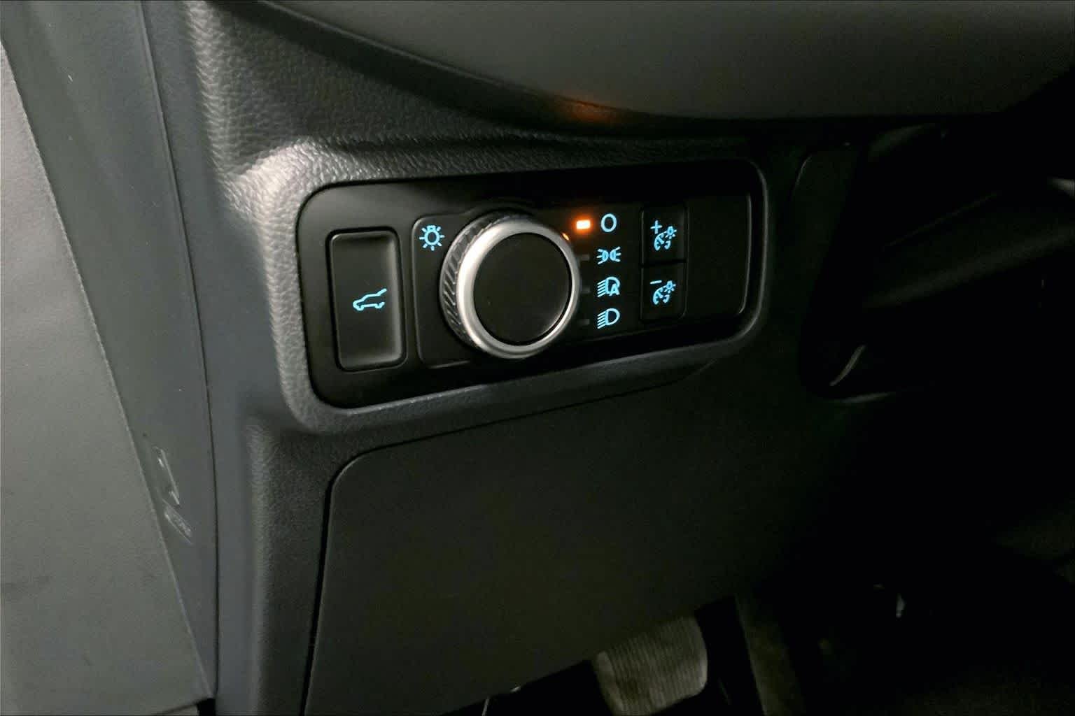 New 2026 Vapor Blue Metallic Ford Active image 18