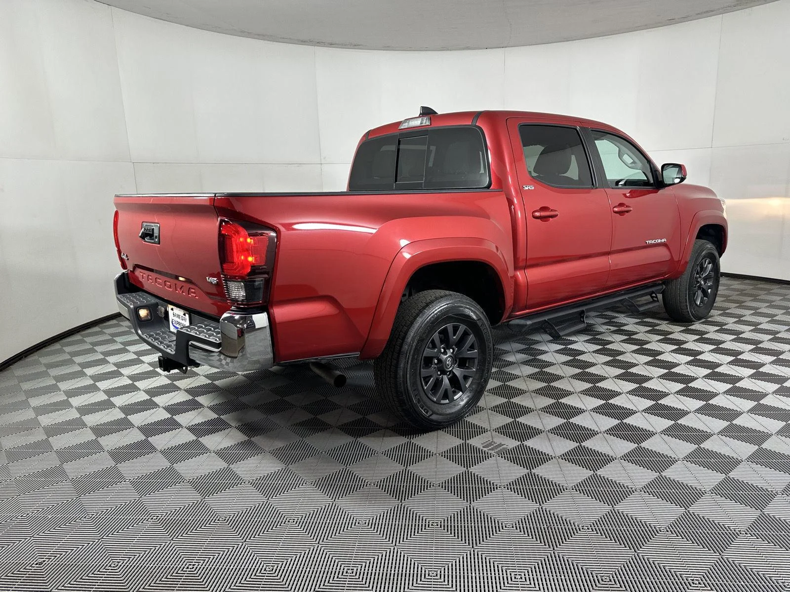 Used 2023 Barcelona Red Metallic Toyota SR5 V6 image 19