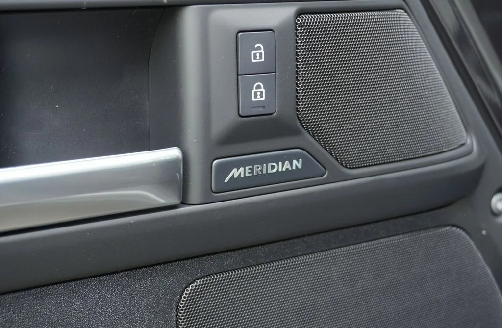 Used 2026 Gray Land Rover S image 11