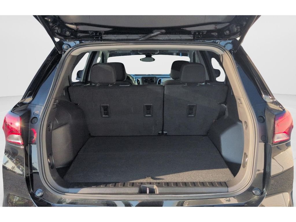 Used 2023 Black Chevrolet LS image 9