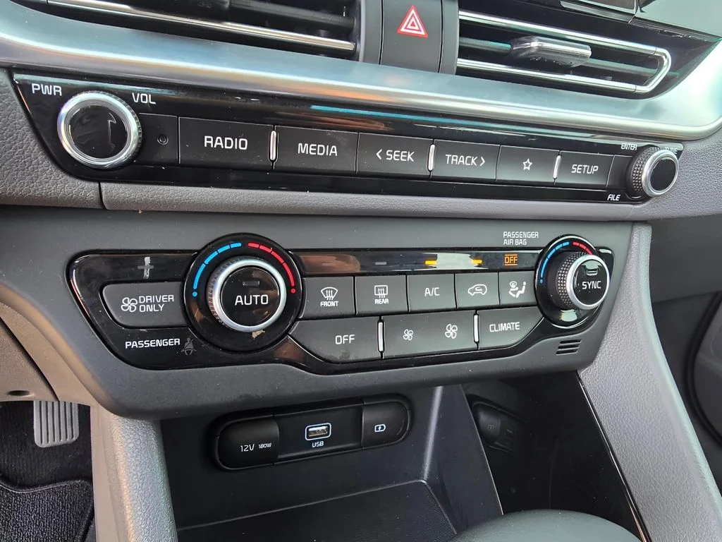 Used 2021 Deep Cerulean Kia LXS image 19