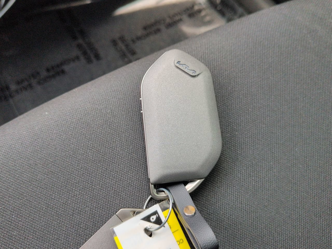 New 2027 Gravity Gray Kia LX image 30