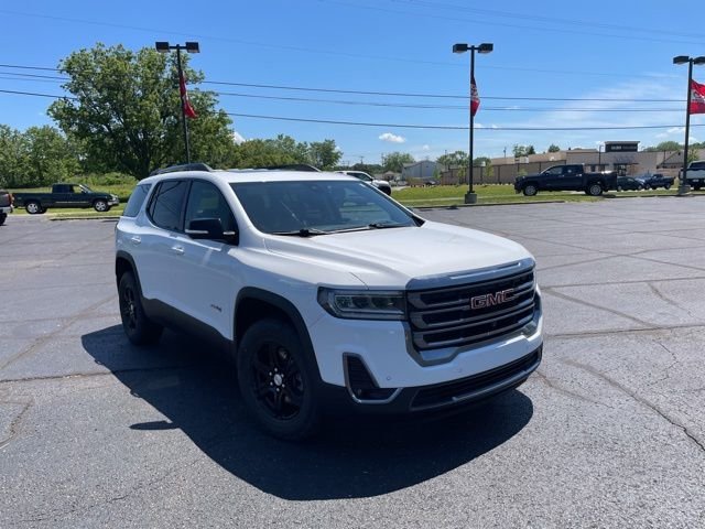 Used 2022 White GMC AT4 image 3