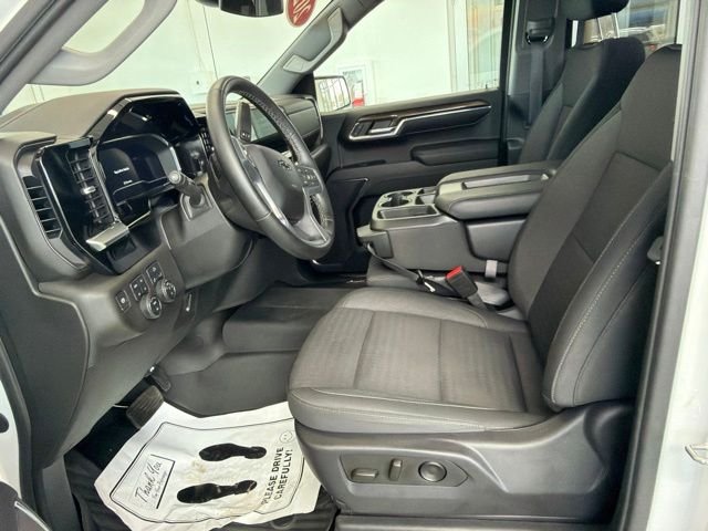 Used 2024 White Chevrolet RST image 16