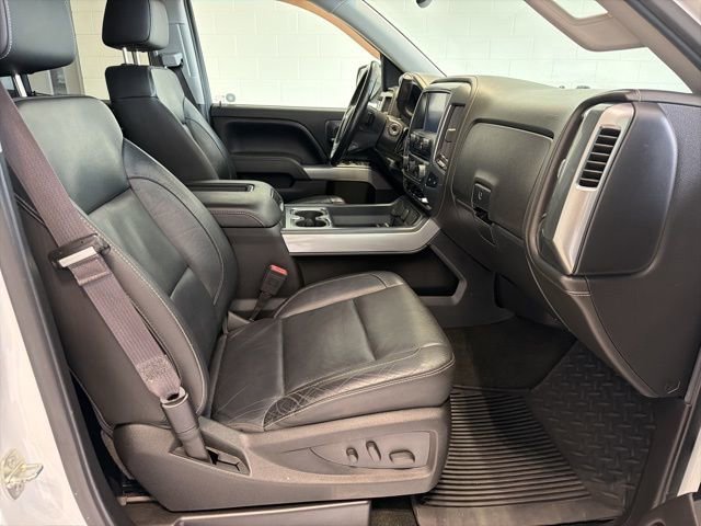 Used 2016 White Chevrolet LTZ image 11