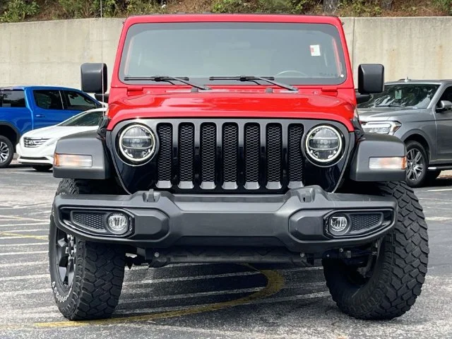 Used 2022 Red Jeep Unlimited Willys image 9