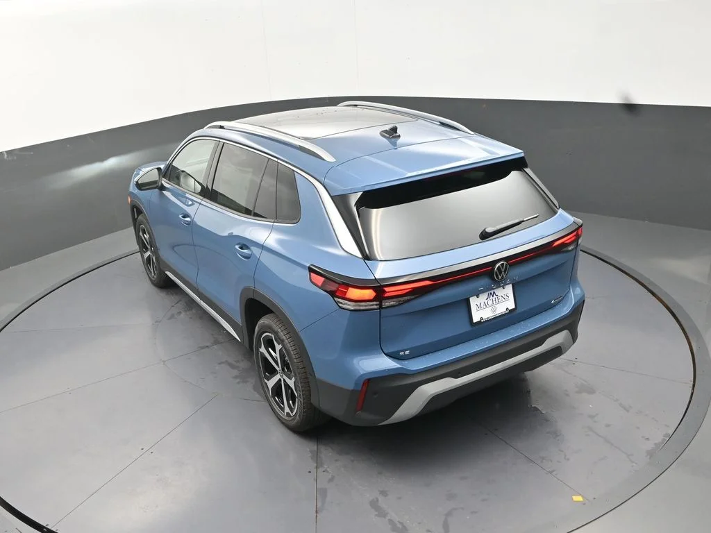 New 2026 Blue Volkswagen 2.0T SE image 18