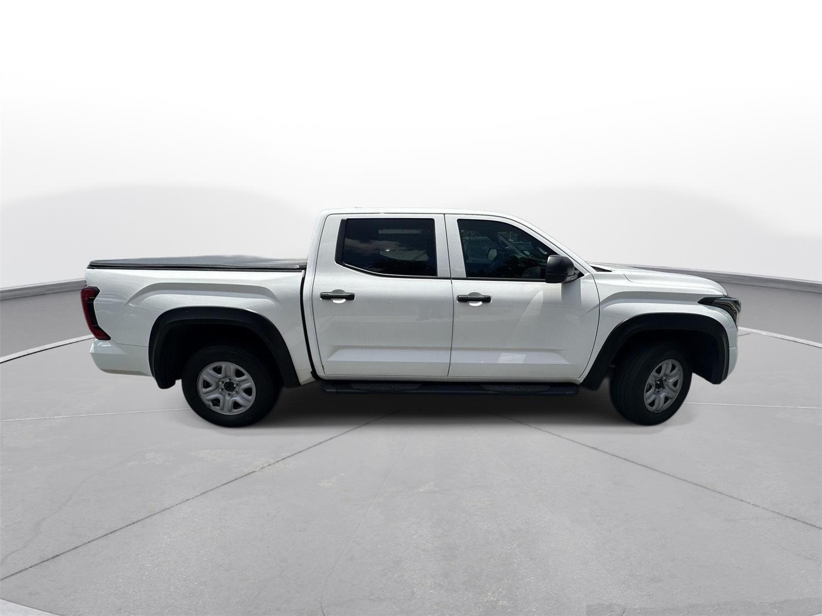 Used 2023 WHITE TOYOTA TRUCK SR image 5