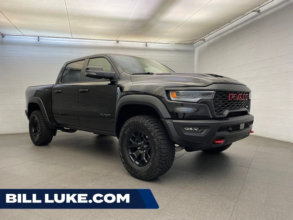 New 2027 Diamond Black Crystal Pearl-Coat Exterior Paint RAM TRX image 1