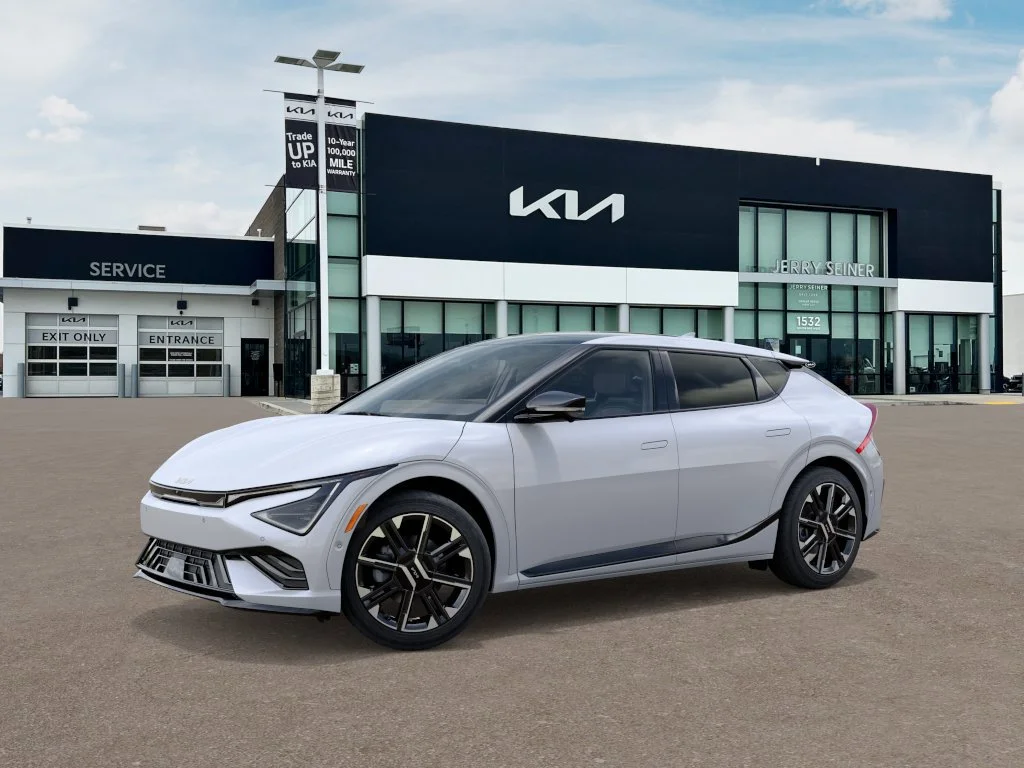 New 2026 Glacial White Pearl Kia GT-Line image 3