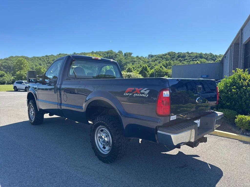 Used 2010 Blue Ford XL image 3