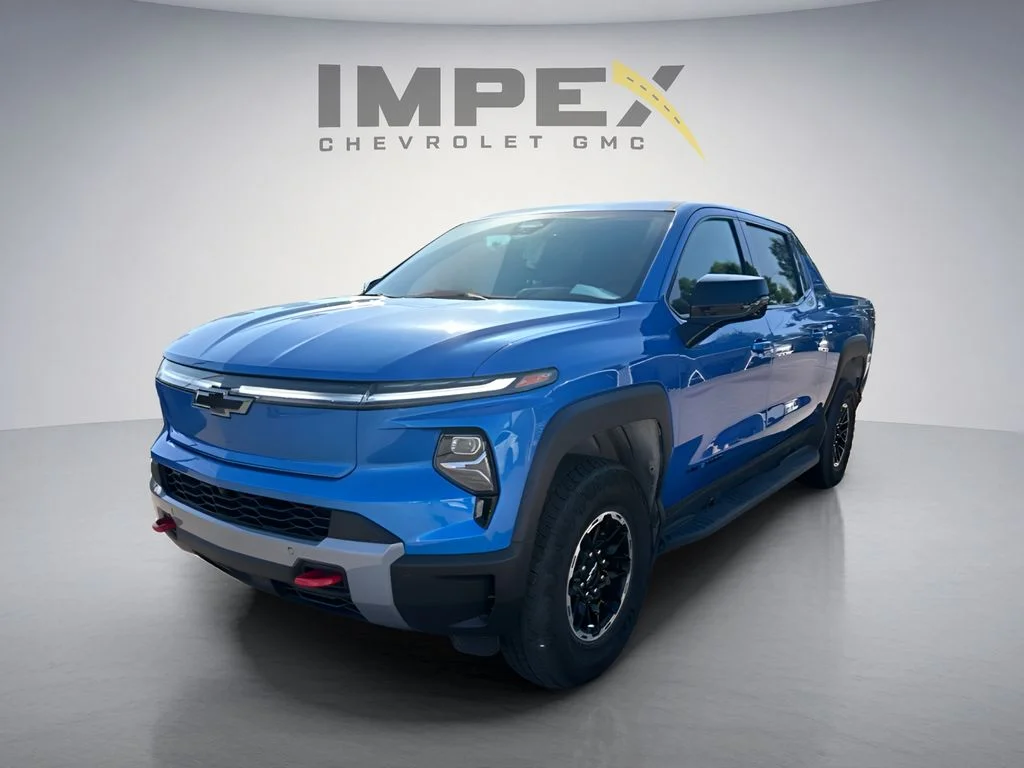 Used 2026 Blue Chevrolet Trail Boss image 1