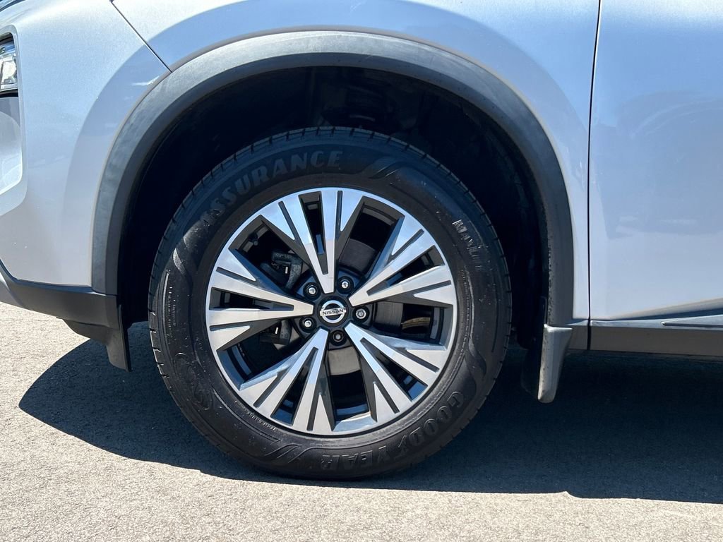 2021 Nissan Rogue SV - Photo 10