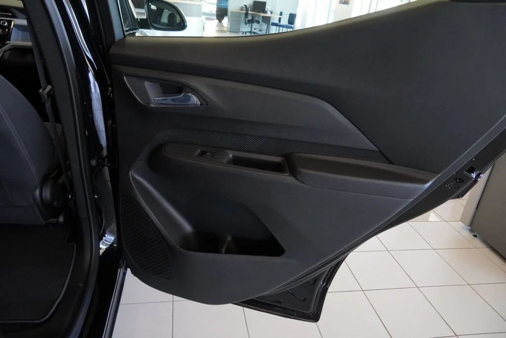 New 2027 Mosaic Black Metallic Chevrolet LT image 20