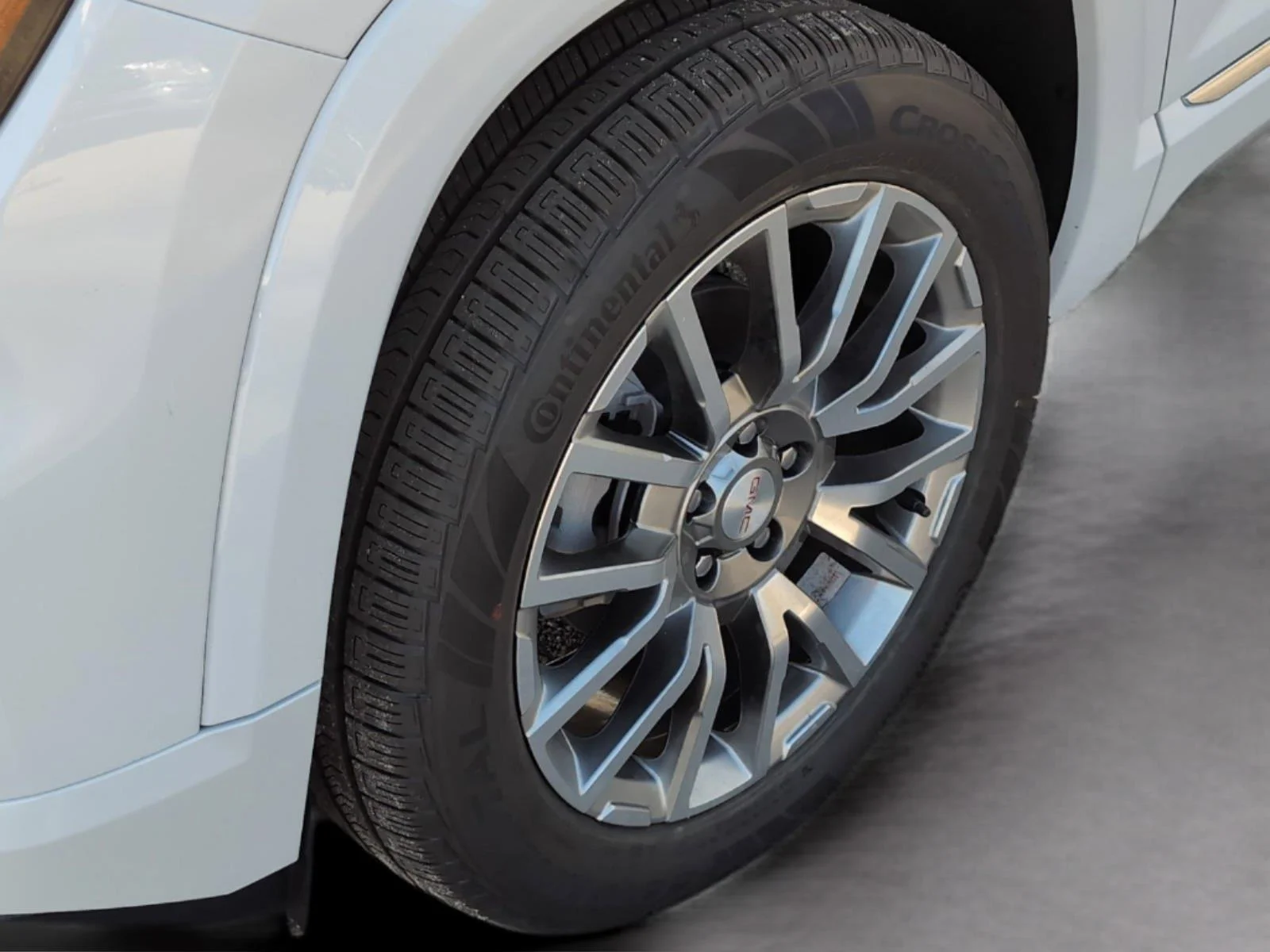 New 2026 Glacier White Tricoat GMC Denali image 30