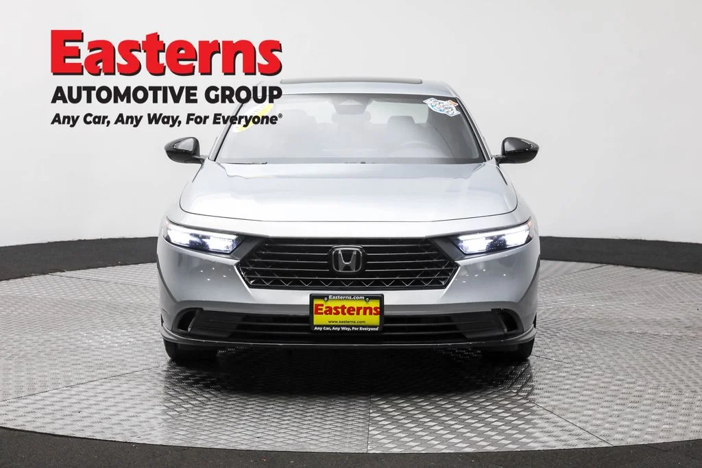 Used 2025 Gray Honda Sport-L image 2