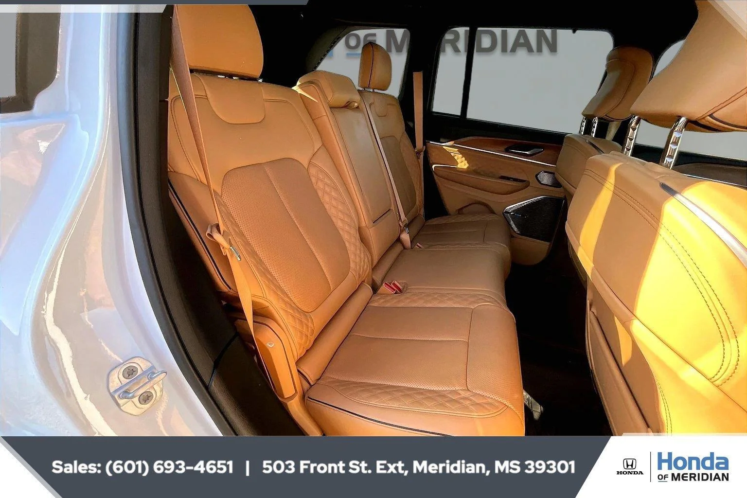 Used 2022 Bright White Clearcoat Jeep Summit Reserve image 20