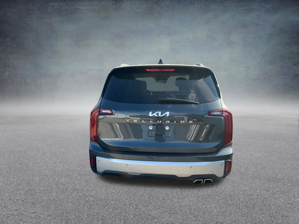 Used 2024 Gray Kia S image 4