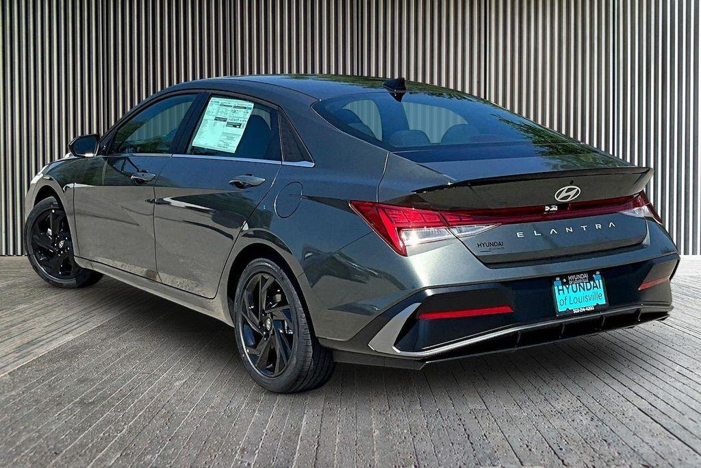 New 2026 Amazon Gray Hyundai SEL Sport image 3
