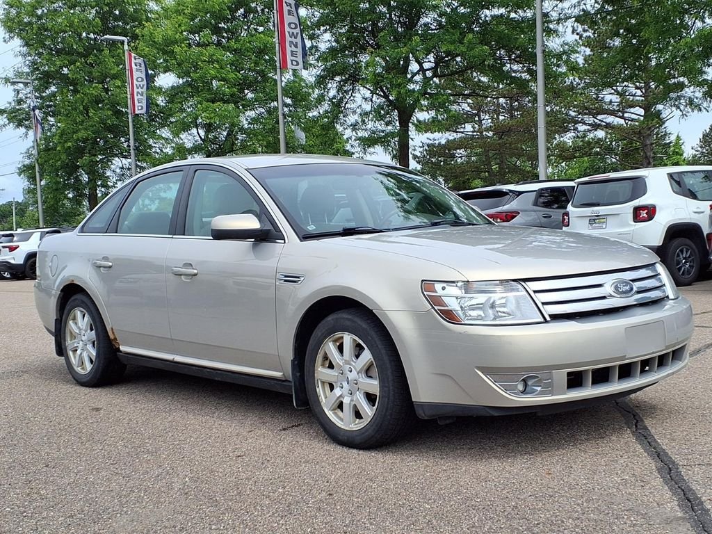 Used 2009 Silver Ford SE image 3