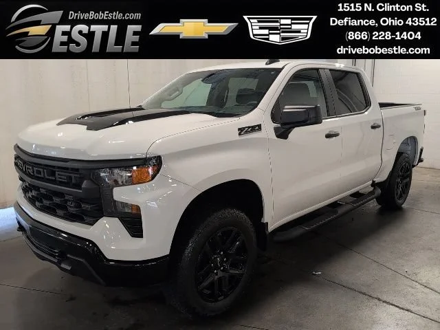 Used 2024 Summit White Chevrolet Custom Trail Boss image 1