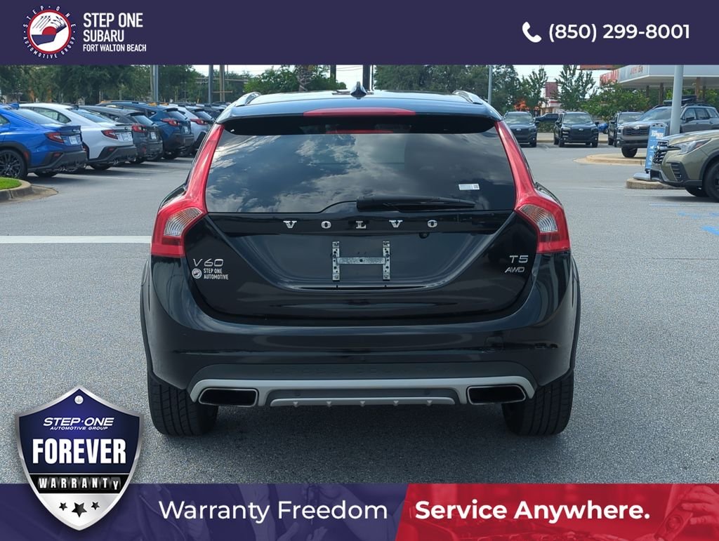 Used 2018 Black Volvo T5 image 6