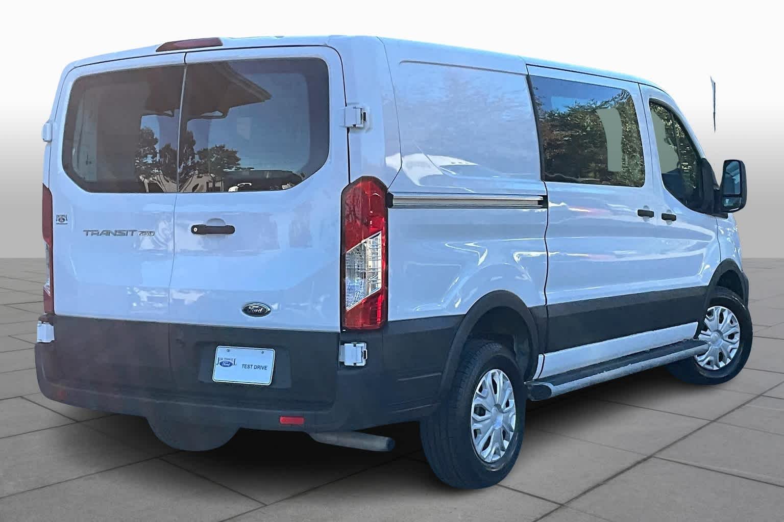 Used 2023 Oxford White Ford  image 12