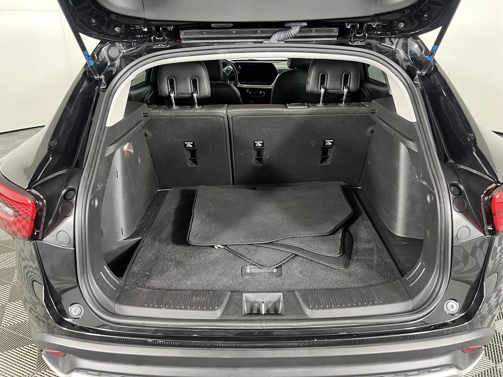 Used 2024 Mosaic Black Metallic Chevrolet LT image 3