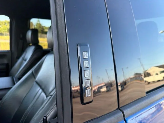Used 2018 Lightning Blue Ford XLT image 10