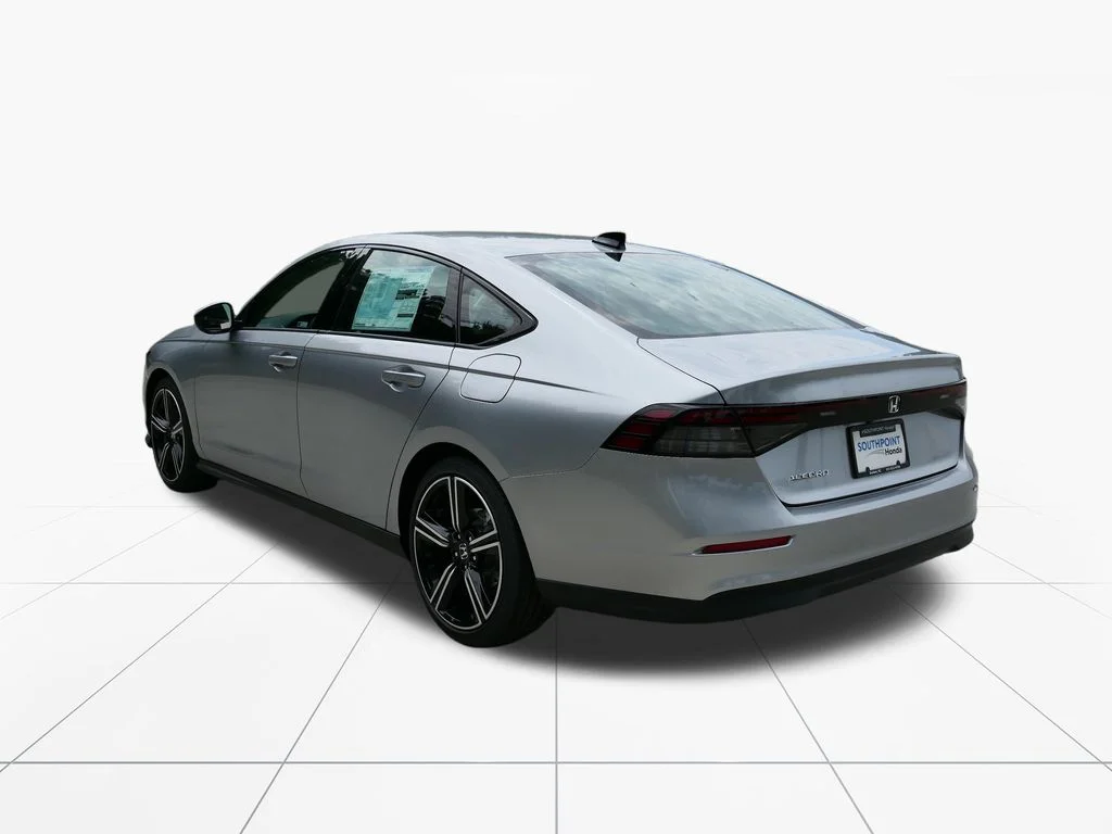 New 2026 Solar Silver Metallic Honda SE image 6