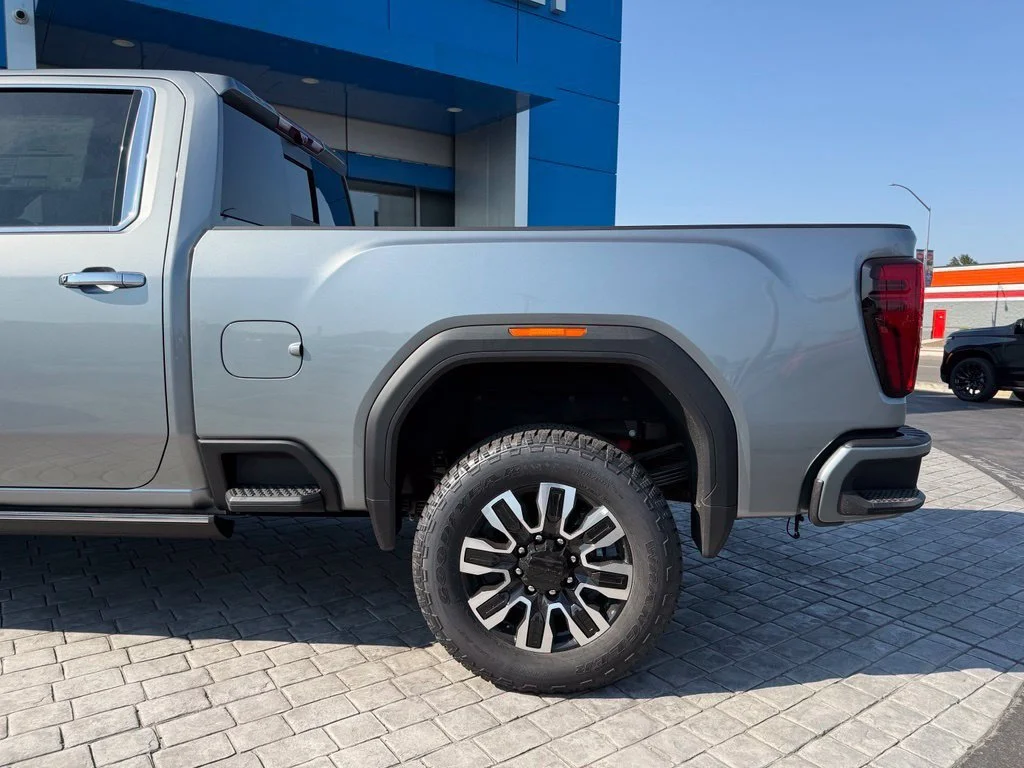 New 2026 Sterling Metallic GMC Denali Ultimate image 10