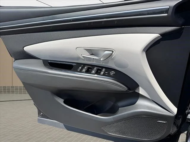 Used 2022 Black Hyundai SEL image 22