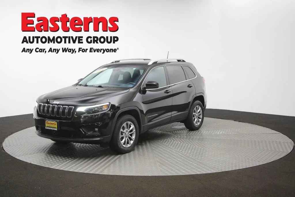 Used 2021 Black Jeep Latitude Plus image 55