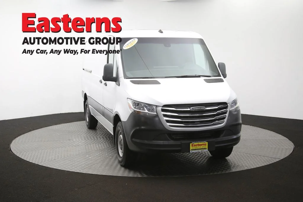 Used 2019 White Freightliner Base image 46