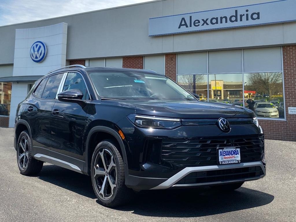 New 2025 Volkswagen Tiguan SE 4D Sport Utility in Alexandria