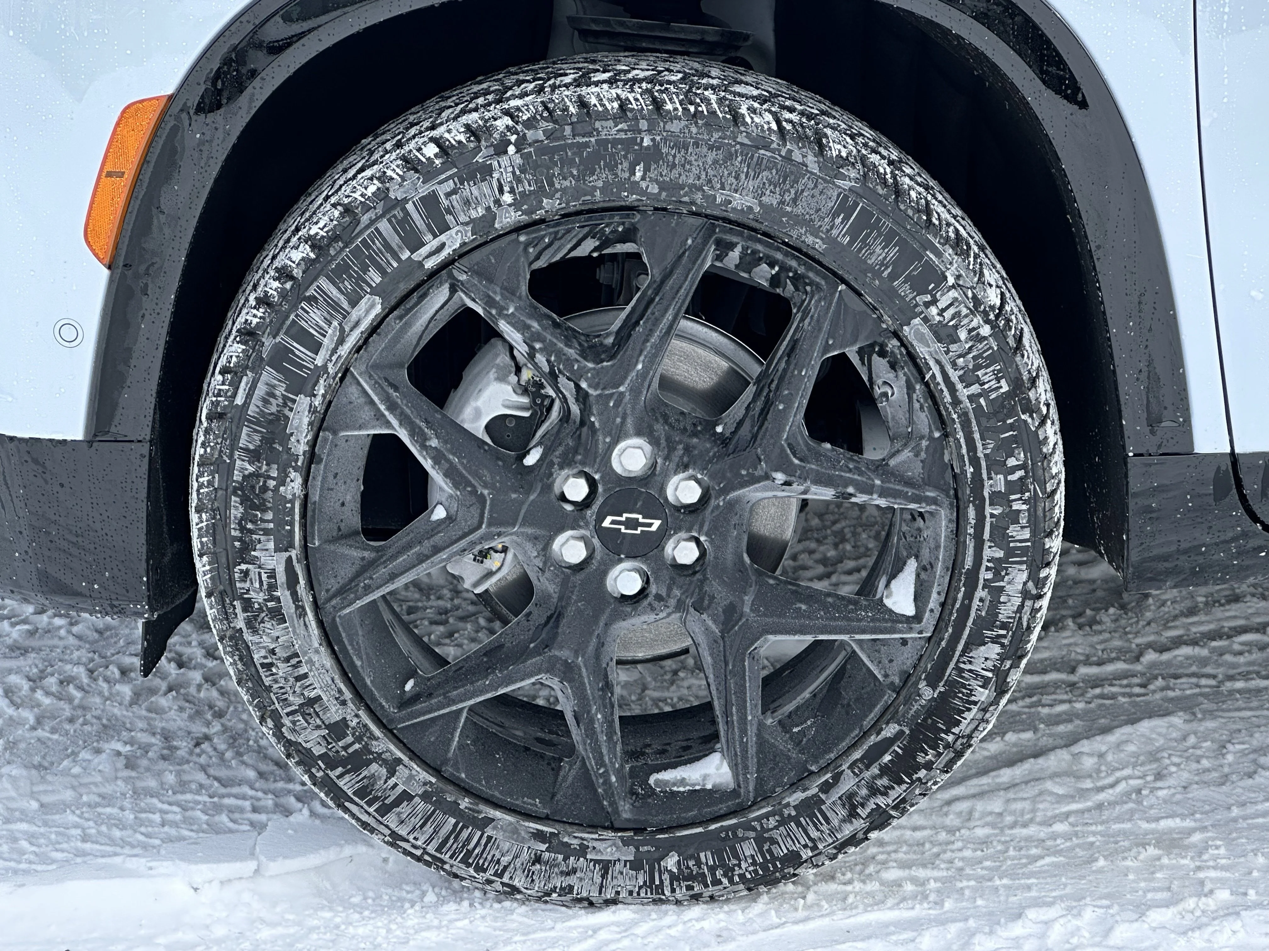 New 2026 Polar White Tricoat Chevrolet RS image 6