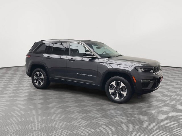 Used 2023 Baltic Gray Metallic Clearcoat Jeep 4X4 image 42