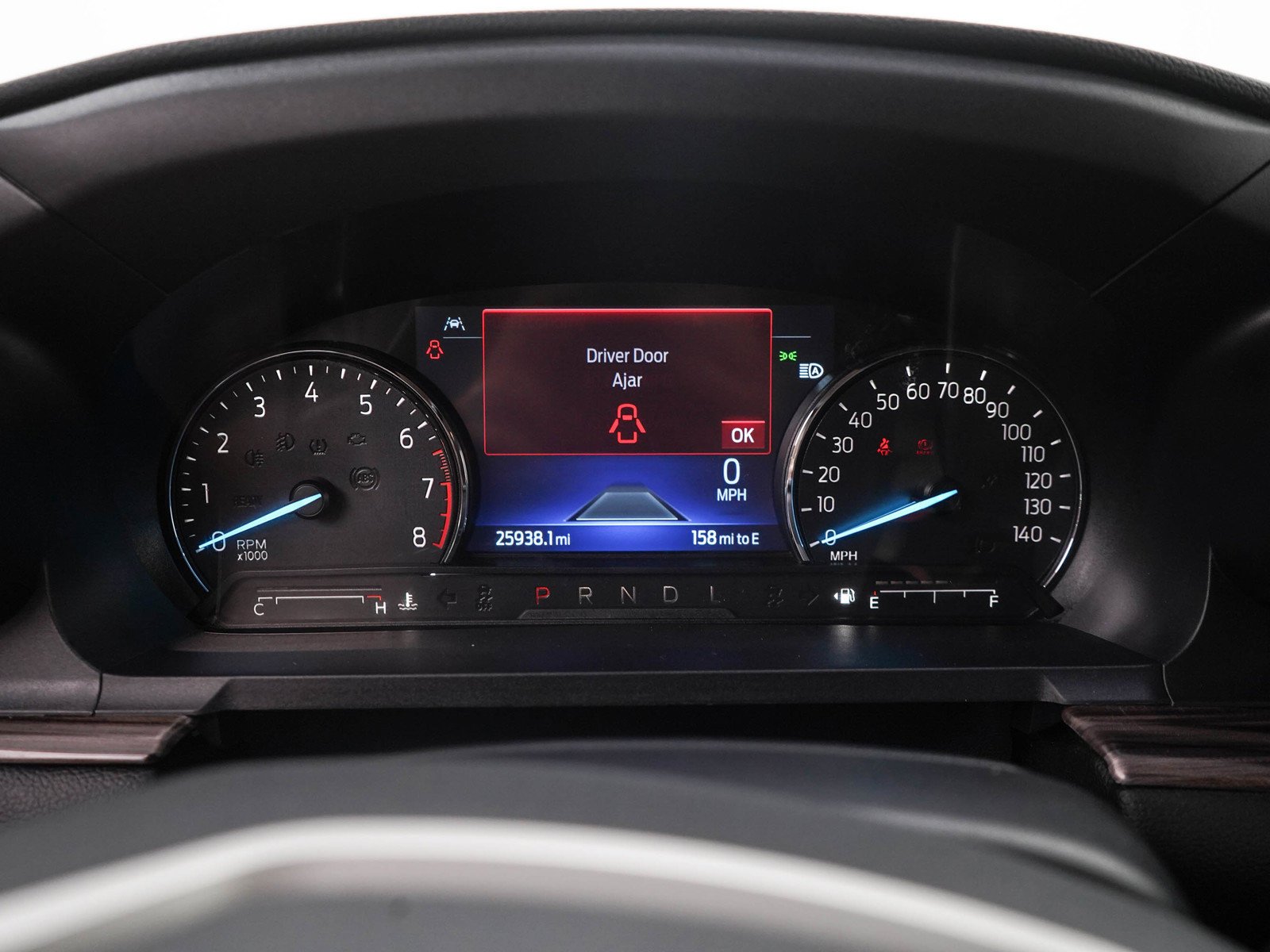 Used 2023  Ford Limited 4WD image 30