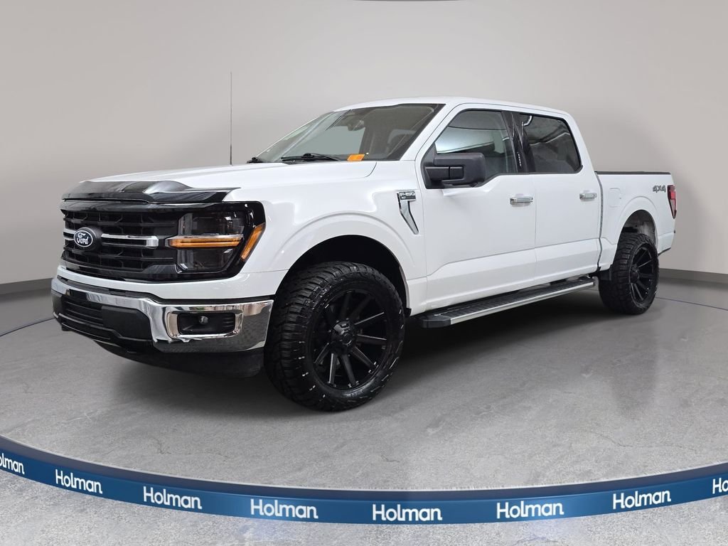 Used 2024 Oxford White Ford XLT image 1
