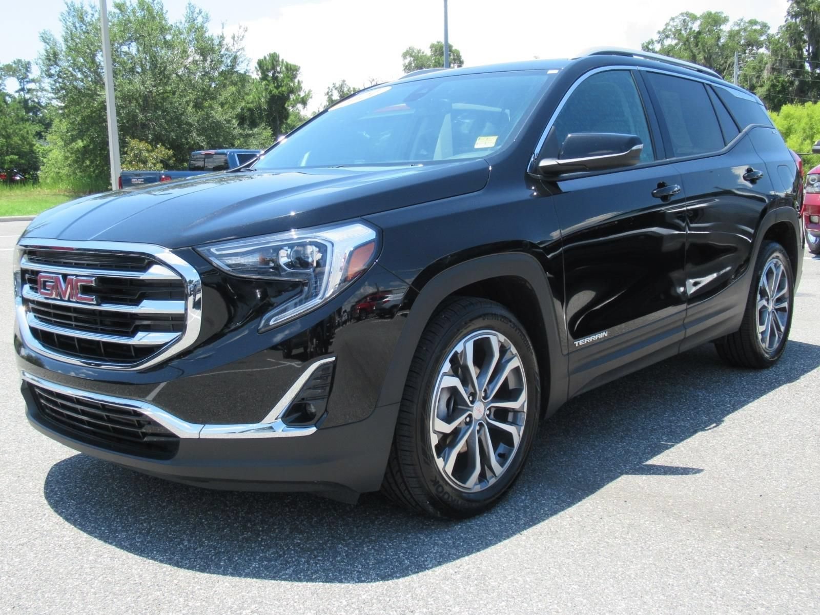 Used 2021 EBONY TWILIGHT METALLIC GMC SLT image 3