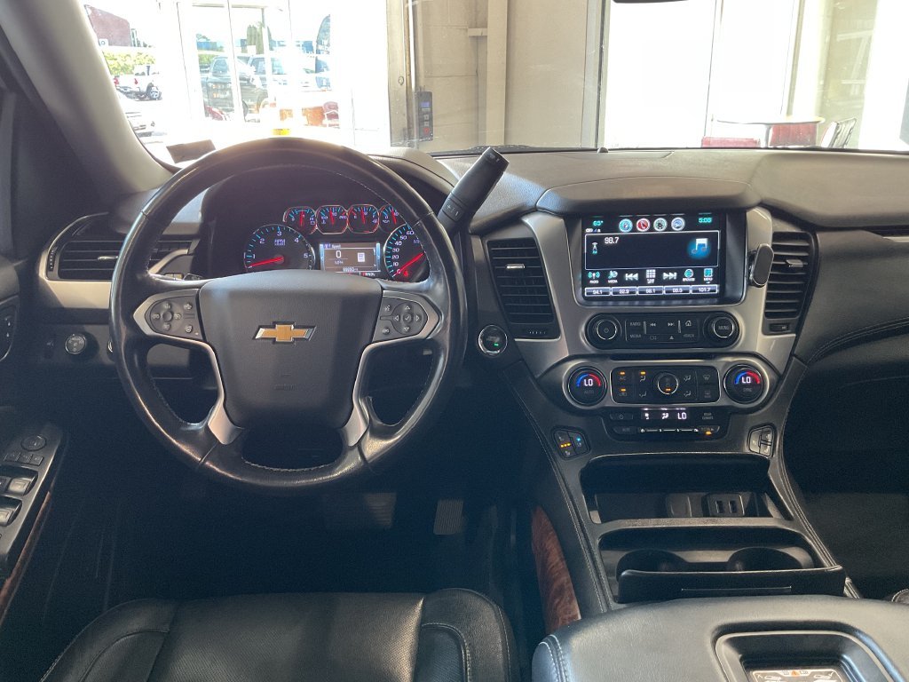 Used 2020 Gray Chevrolet Premier image 35