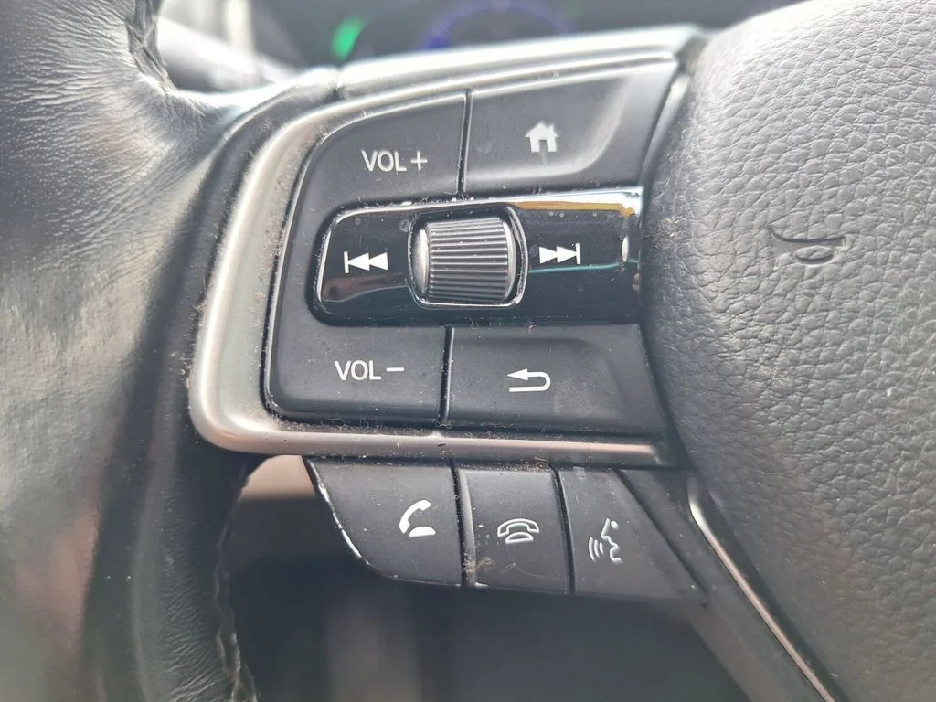Used 2022  Honda EX-L image 13