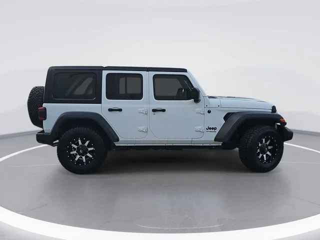 Used 2021 White Jeep Unlimited Sport Altitude image 2