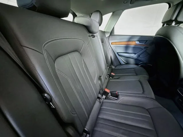 Used 2021  Audi 45 Premium image 26