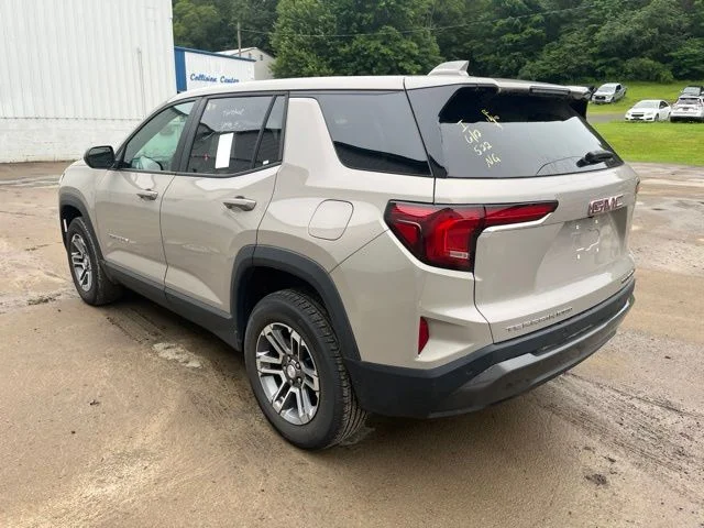 Used 2025 Gray GMC Elevation image 8