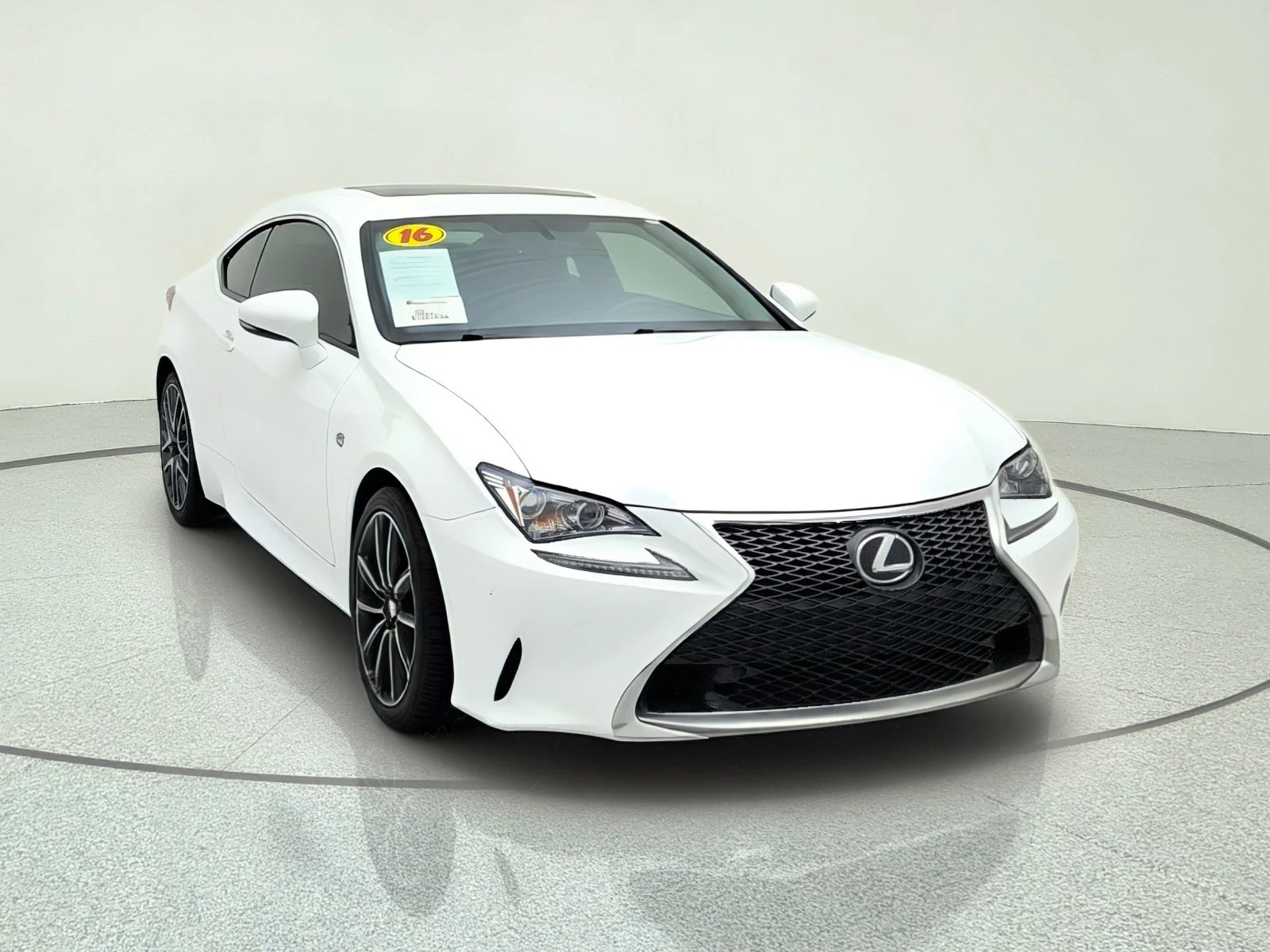 Used 2016 Ultra White Lexus CLOTH image 7