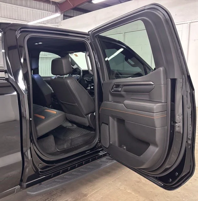 Used 2022 Black GMC AT4 image 19