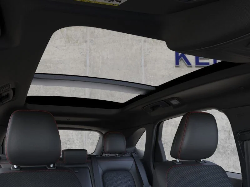 New 2025 Star White Metallic Tri-coat Ford ST-Line image 22