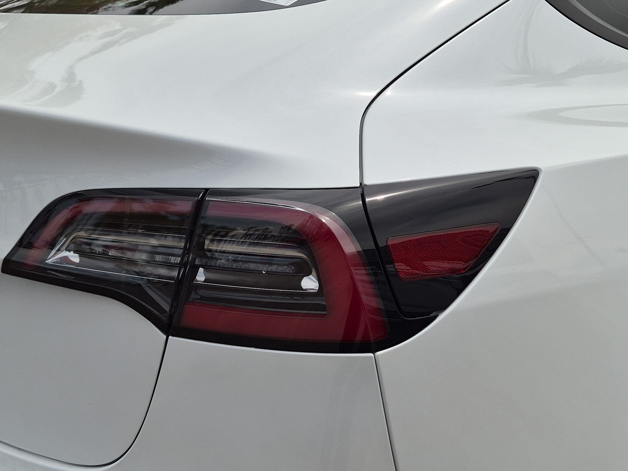 Used 2023 Pearl White Multi-Coat Tesla Base image 11